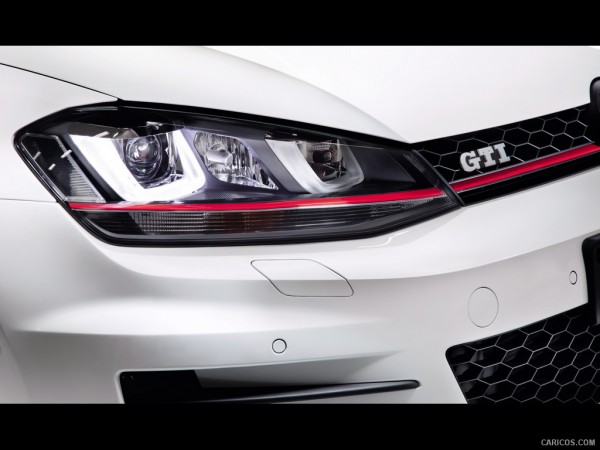 Volkswagen Golf GTI 2012 600x450 Foto e immagini HD della Volkswagen Golf GTI e GTI W12